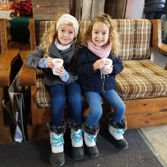 Meet your Posher, Rachael - Picture 2 of 5